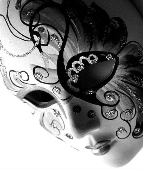 【图】求一张哥特式小丑的凄婉的泪痕的面具图片 - 已