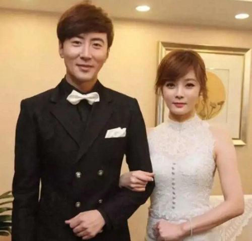 中韩明星夫妻高梓淇蔡琳离婚配文别有深意公司同事已证实