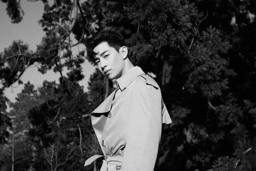 分享一组刘宪华图片给大家,图中的明星图片壁纸会点缀你的电脑桌面