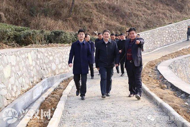 牵头单位区公安局党委副书记孙久林,红庙镇党委书记朱以荣以及招商引