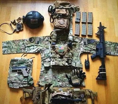 美军普通士兵单兵携行具价值3万美元,特种部队居然高达15万刀