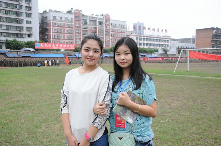 【师大军训特辑】·数学与信息学院_西华师大青年传媒