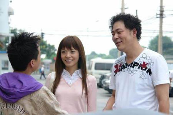 高亚麟老婆孩子照片曝光 与妻子一见钟情恋情过程大公开