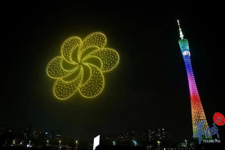 广交会开幕1300架无人机灯光秀引爆广州夜空