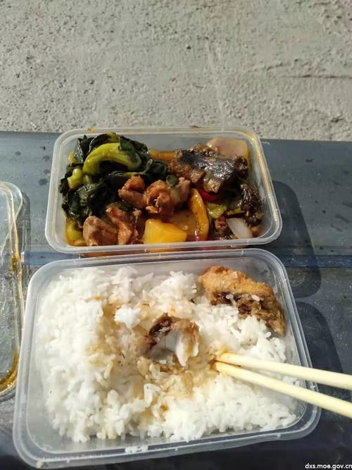李晴爸爸工地盒饭