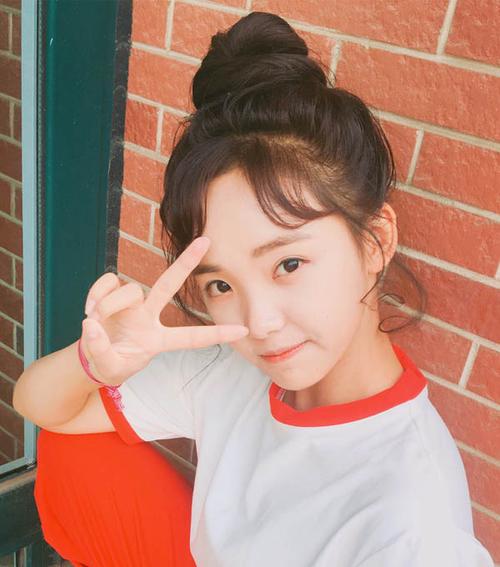 讨论吕小雨经纪人经纪人是哪位