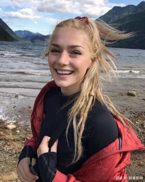 艾丽 卡施密特(alica schmidt)