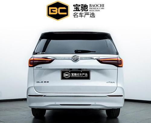 【青岛】2021年2月 别克 gl8 2021款 es陆尊 653t 尊享型 白色 自动档