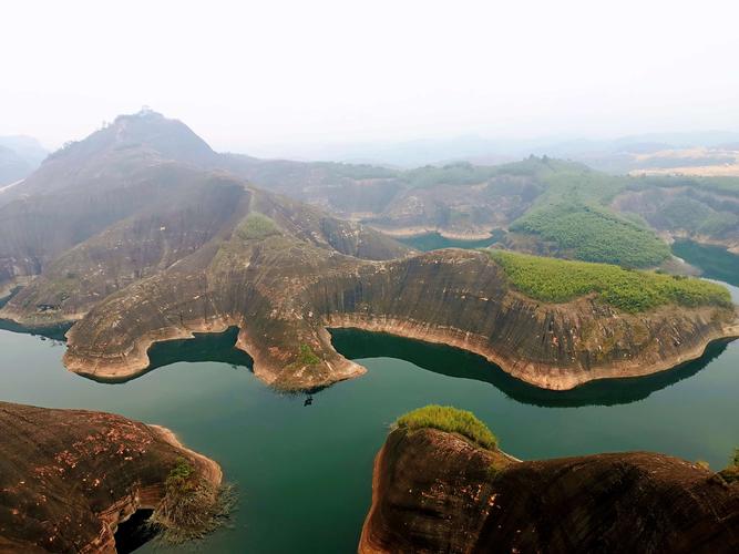 郴州丹霞高椅岭风景区