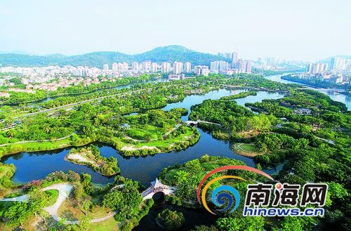 三亚"双修""双城"有效提升了城市景观,图为三亚白鹭公园.