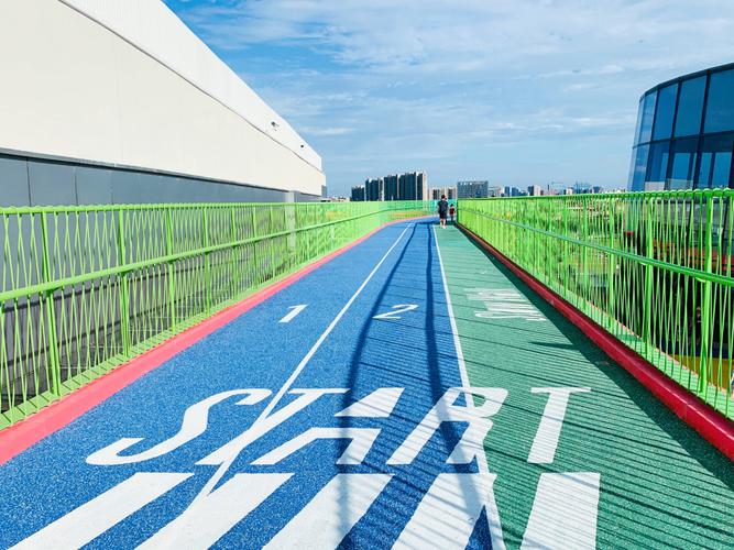 超美空中跑道_健身_上海南翔印象城mega自由行热门攻略_美高怎么样