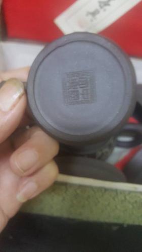 九件紫砂茶具,顾海荣制!此套茶具值钱吗?