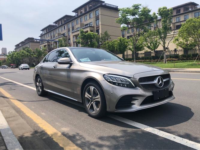 人生第一辆小驹驹—奔驰c260l皓沙银