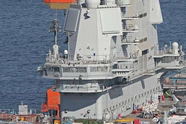 近日国内军刊公开了最新中国[/b]002型航空母舰的解析图,对该航母上已