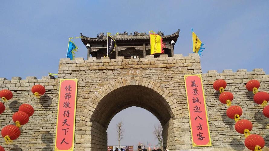 主要景点涵盖单家大院,花脖子山寨,十八里坡,高密县署,乡村游乐场,钢