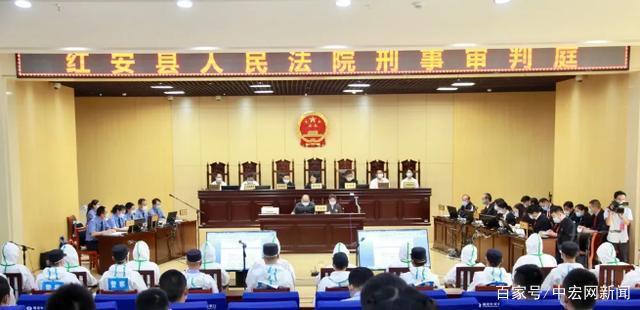 起底湖北王愿玲:35岁成女"黑老大",被判14年当庭痛哭