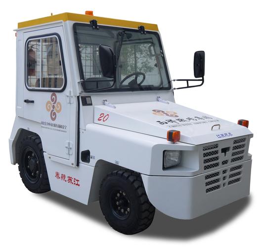 内燃行李牵引车