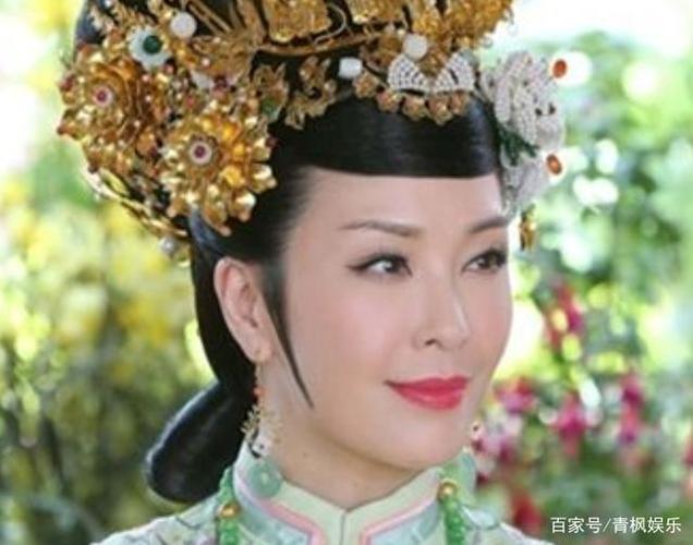 "tvb花旦"伍咏薇:21岁嫁入豪门,结婚13天成寡妇,潇洒不生子