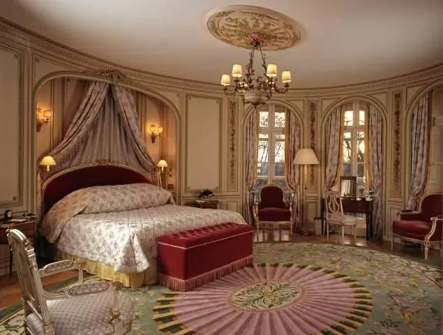 伦敦| 皇家礼遇并不是白金汉宫的专属 来这里一样可以