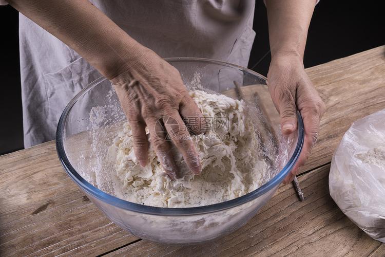 揉面团