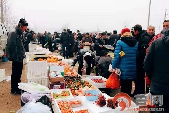 赶大集办年货泰安堽城镇集市年味浓这就是山东