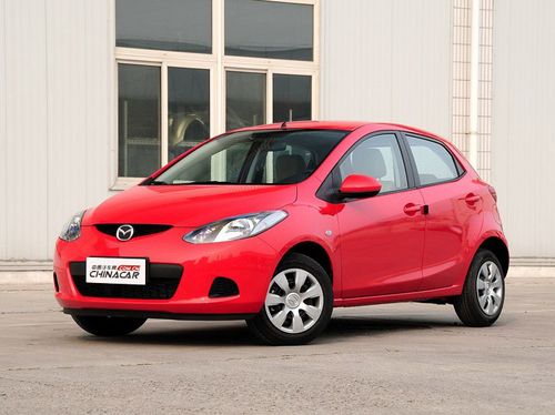 马自达2马自达2 2012款 两厢炫动 1.3l 自动标准版炫耀红车身外观