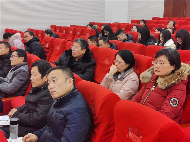 如皋市搬经中学严勇校长莅临第一中学开设讲座