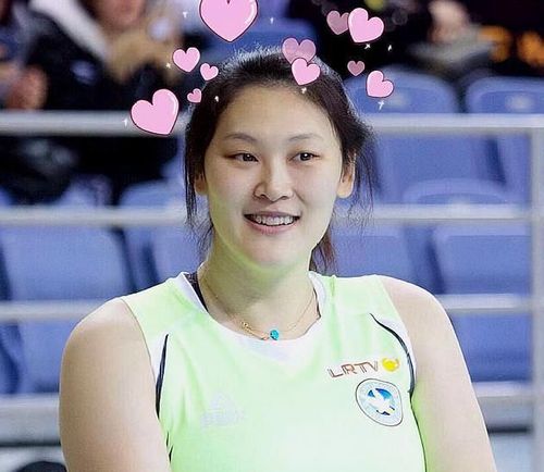 女排王一梅现状,曾扣晕木村沙织,而今瘦下来更显漂亮!