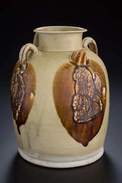 "黑石号"沉船的背后:出土瓷器珍品与唐代陶瓷贸易