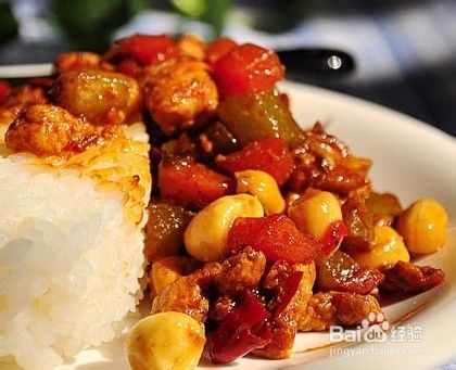简单美味:酱爆鸡丁盖饭