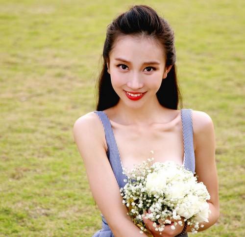《赵大咪》潘时七写真清新少女