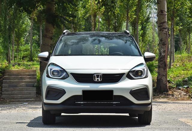 本田vs大众,飞度,对比polo,都是10万左右自动挡,你怎么选?