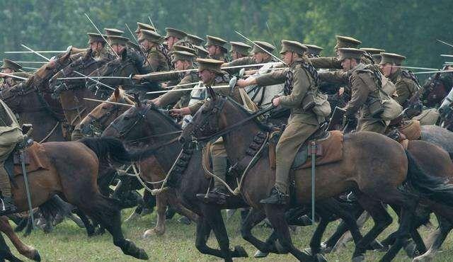 二战前此国仗着20万骑兵蔑视德国,开战两天后崩溃,一