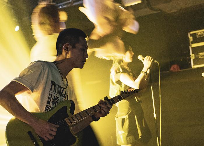 深情弹奏:贝斯jon