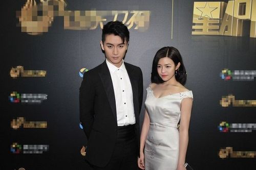 陈晓透露与陈妍希年底完婚 对方自带性感