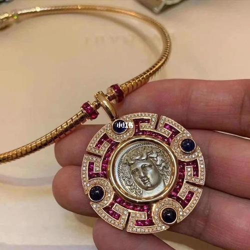 古币镶嵌款式_宝格丽怎么样_宝格丽古币_时尚_配饰