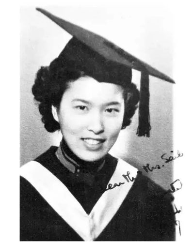 燕京大学校花龚澎.