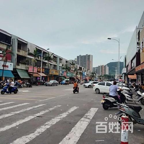 三乡平东俱乐部商铺125方售93万
