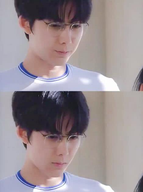 43岁柏原崇近照曝光,清瘦未发福仍有魅力,与女友恋爱