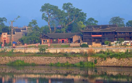 它就是中方的荆坪古村