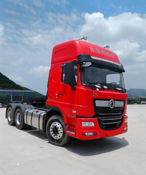 东风商用车推出新型牵引车,和东风天龙左右手互搏?