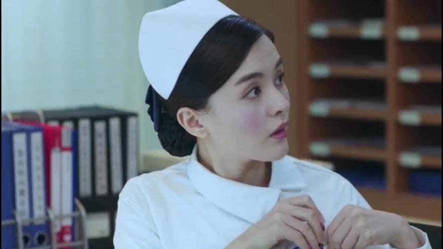 急诊科医生:女护士谈及感情,和富二代在一起,还真挺累!