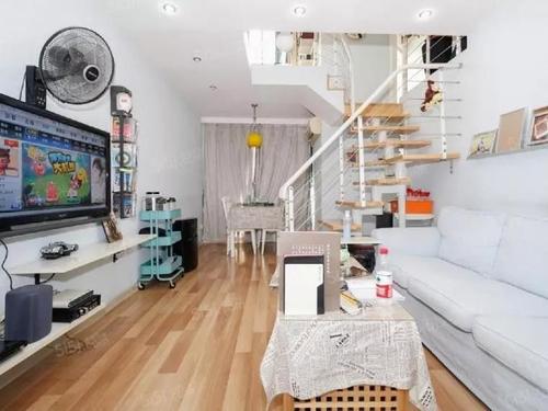 户型奇葩小区脏乱房价却顶破天花板南京3大妖孽小区曝光