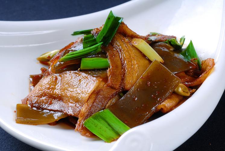 关键词:苕皮回锅肉图片素材,苕皮回锅肉图片下载,苕皮,回锅肉,蒜苗