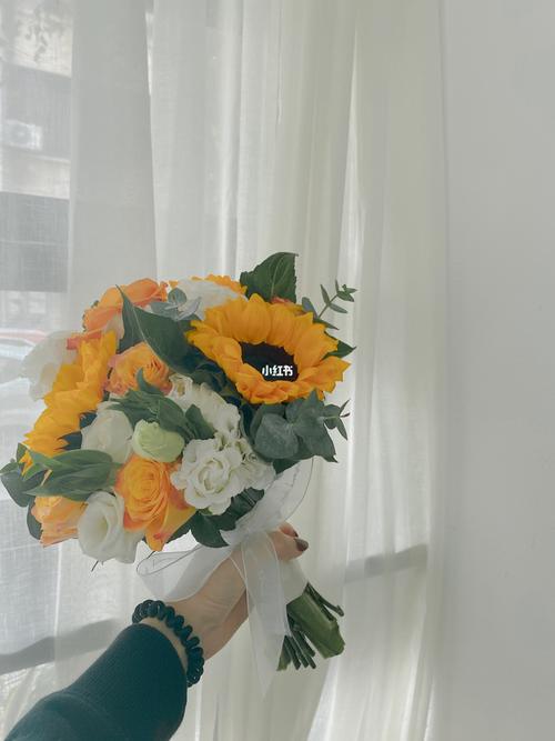 "尽我所能,给你所有美好" 向日葵手捧_花店_向日葵_花店日常_家居家装