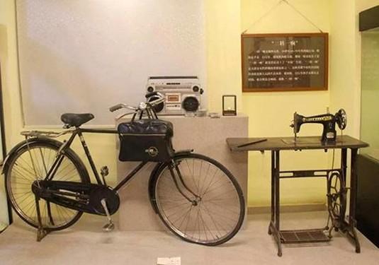 80-90年代:电视机,冰箱,洗衣机,录音机