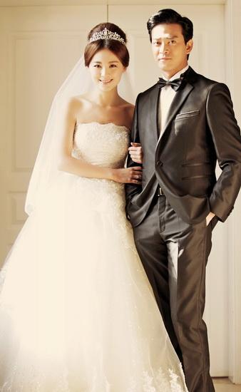 陈晓东毛林林婚纱照曝光 《加油爱人》引猜测