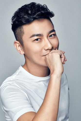 鹿马影像商业摄影工作室作品主持人陈欢面膜广告