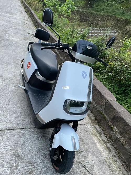 雅迪e8真香