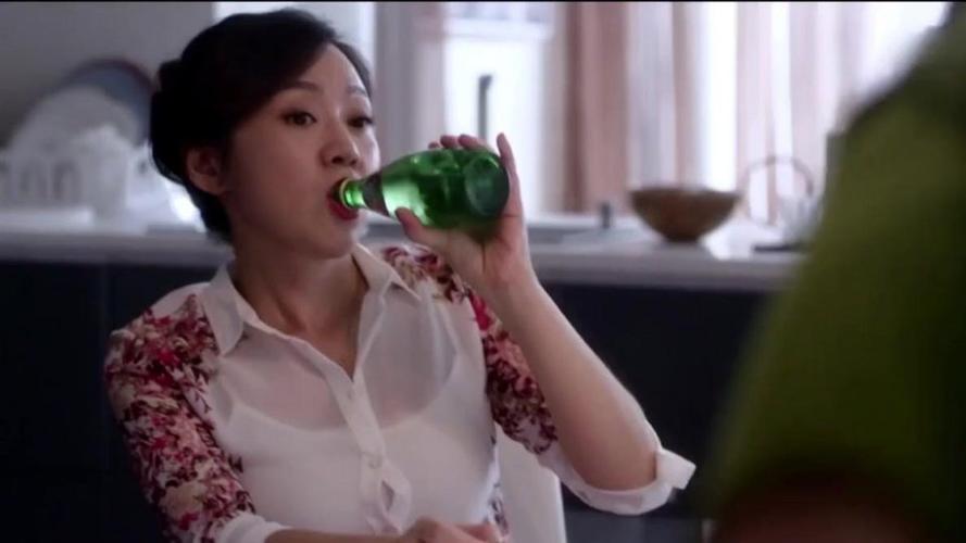 一仆二主闫妮说张嘉译适合当男闺蜜老实可靠又本分